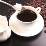 Bağımlılığına dikkat, asabiyete sebep oluyor: Kafeinin zararları nedir?