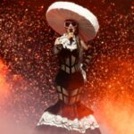 Hande Yener… “HANDE BİZİ SEZEN’E GÖTÜR” KONSERLERİNİ KAPALI GİŞE SÜRÜYOR!