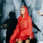 Ajda Pekkan… ŞIKLIĞI VE SAHNESİ İLE NEFES KESTİ!